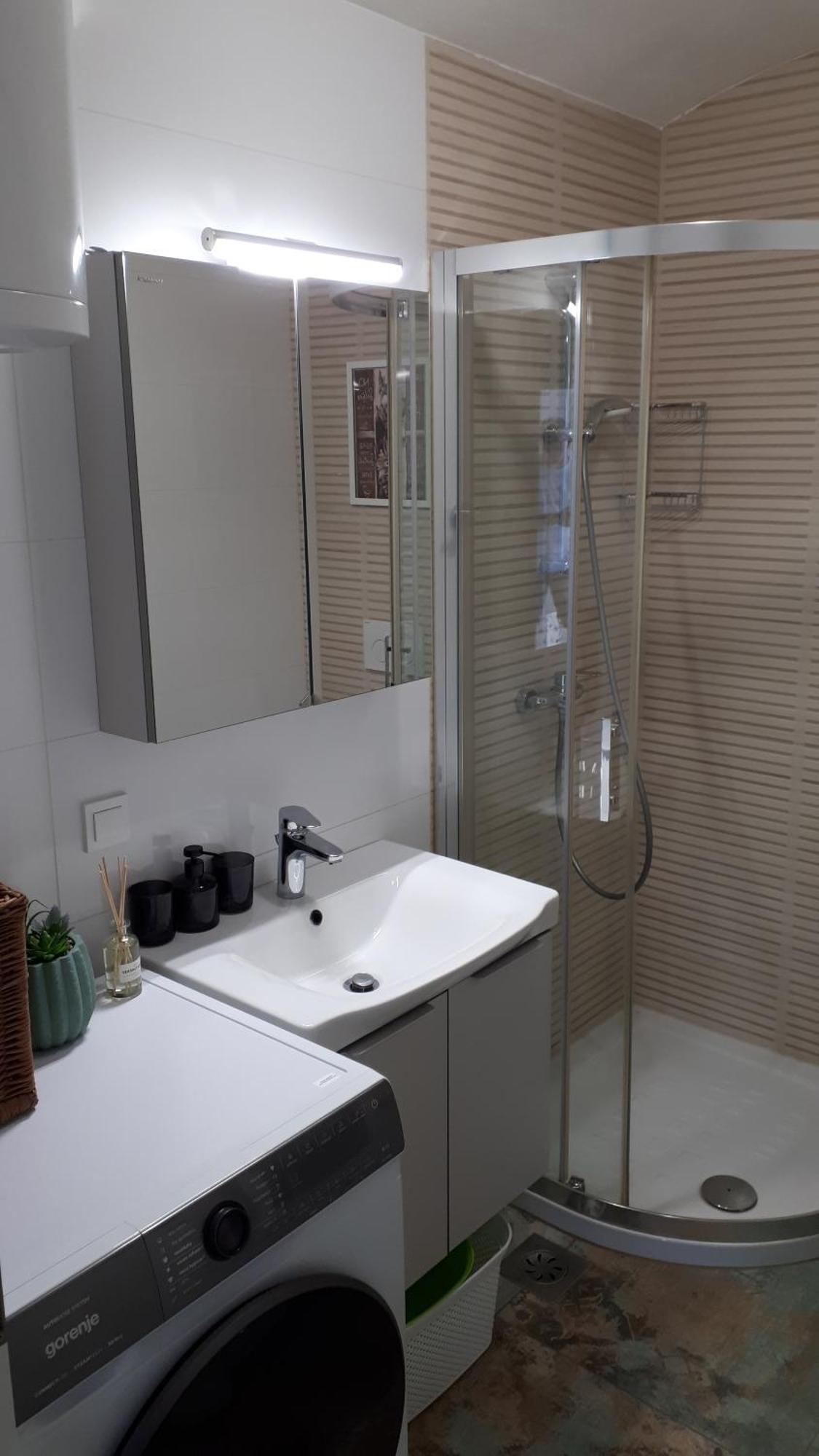 Helena Apartment Trzin ภายนอก รูปภาพ